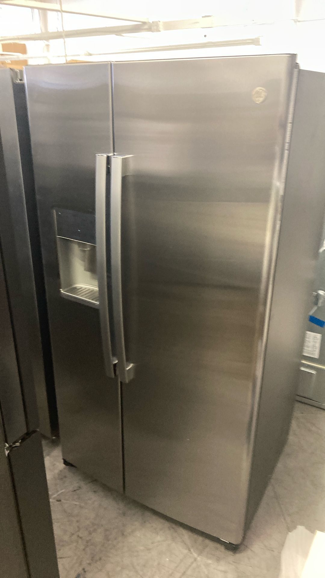 Side By Side Refrigerator 