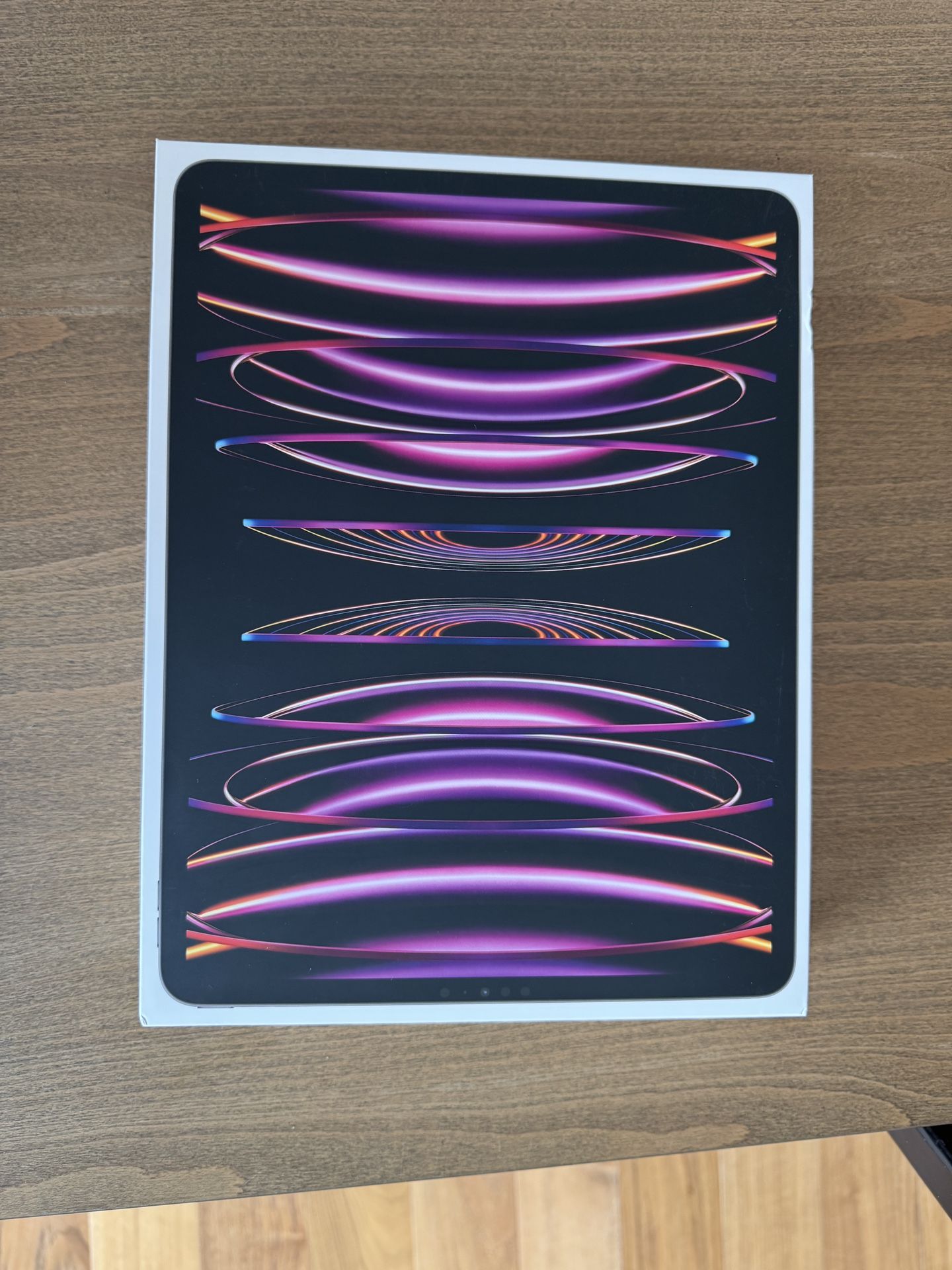 iPad Pro 12.9-inch (6th Generation) Wi-Fi 128gb And Apple Pencil