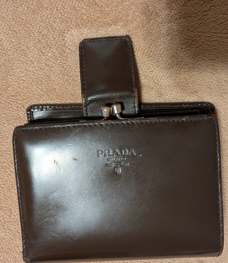 Authentic Prada Spazzolato Dark Brown Kiss-Lock Wallet