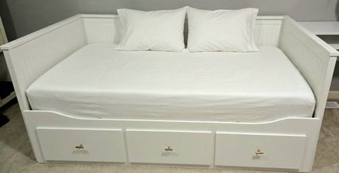 Ikea hemnes daybed