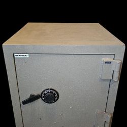 Adesco Heavy Duty Steel Safe – 22"x22"x22" – Mechanical Combo Lock – W
