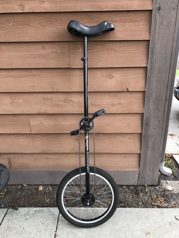 5 Foot ft Tall Torker Giraffe Unicycle Black
