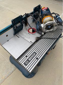 Router with router table