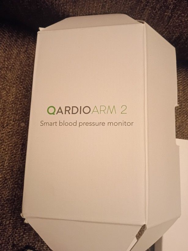 QARDIO ARM 2 Smart Blood Pressure Monitor