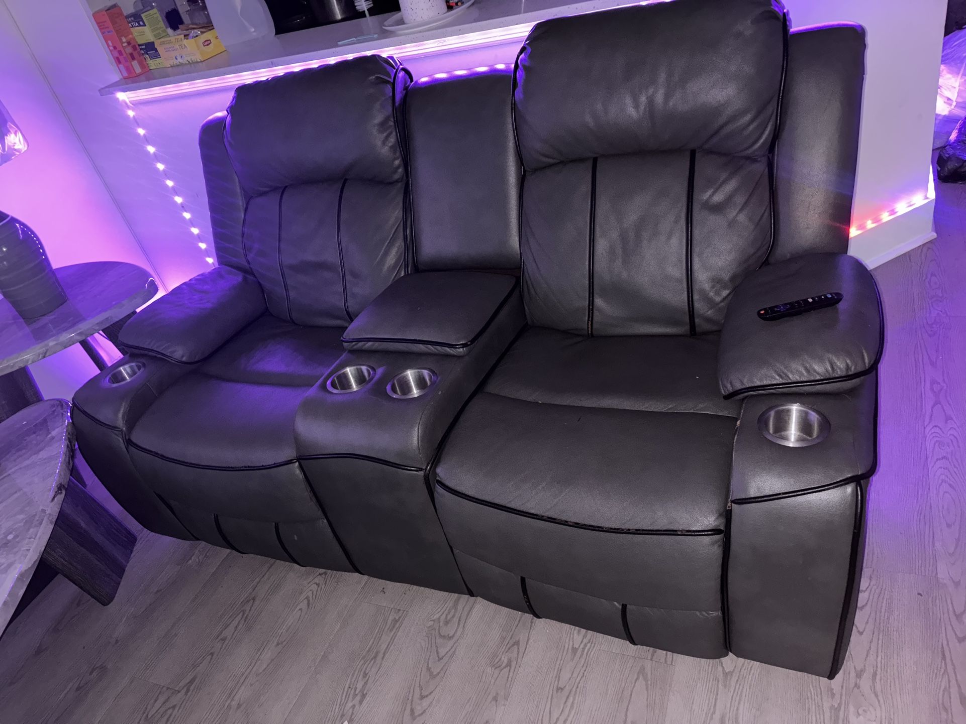 Recliner Couch’s 2 Piece set