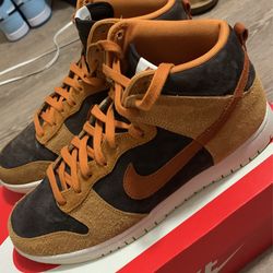 Nike Dunk High Dark Russett Size 11m