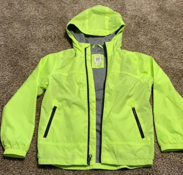 BOYS GAP KIDS
RAIN COAT HOODIE JACKET MIDDLE ZIPPER &
2 SIDE ZIPPER.