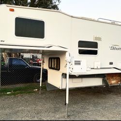 2003 Elkhorn 8ft Bed 8S Sleeps 5