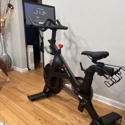 Peloton Bike With Monitor 