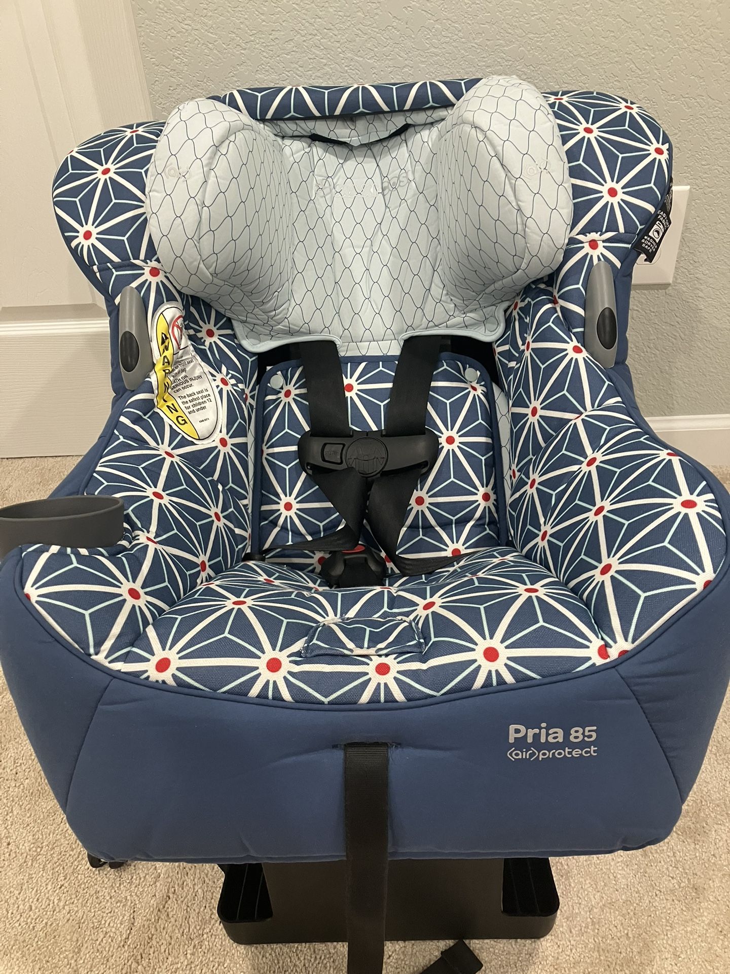 Maxi-Cosi Pria 85 Convertible Car Seat – $60(Originally $270)