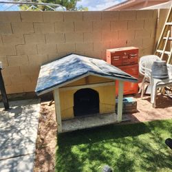 Dog House 