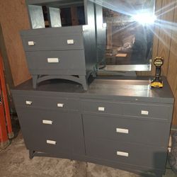 Dresser,mirrors,night Stand