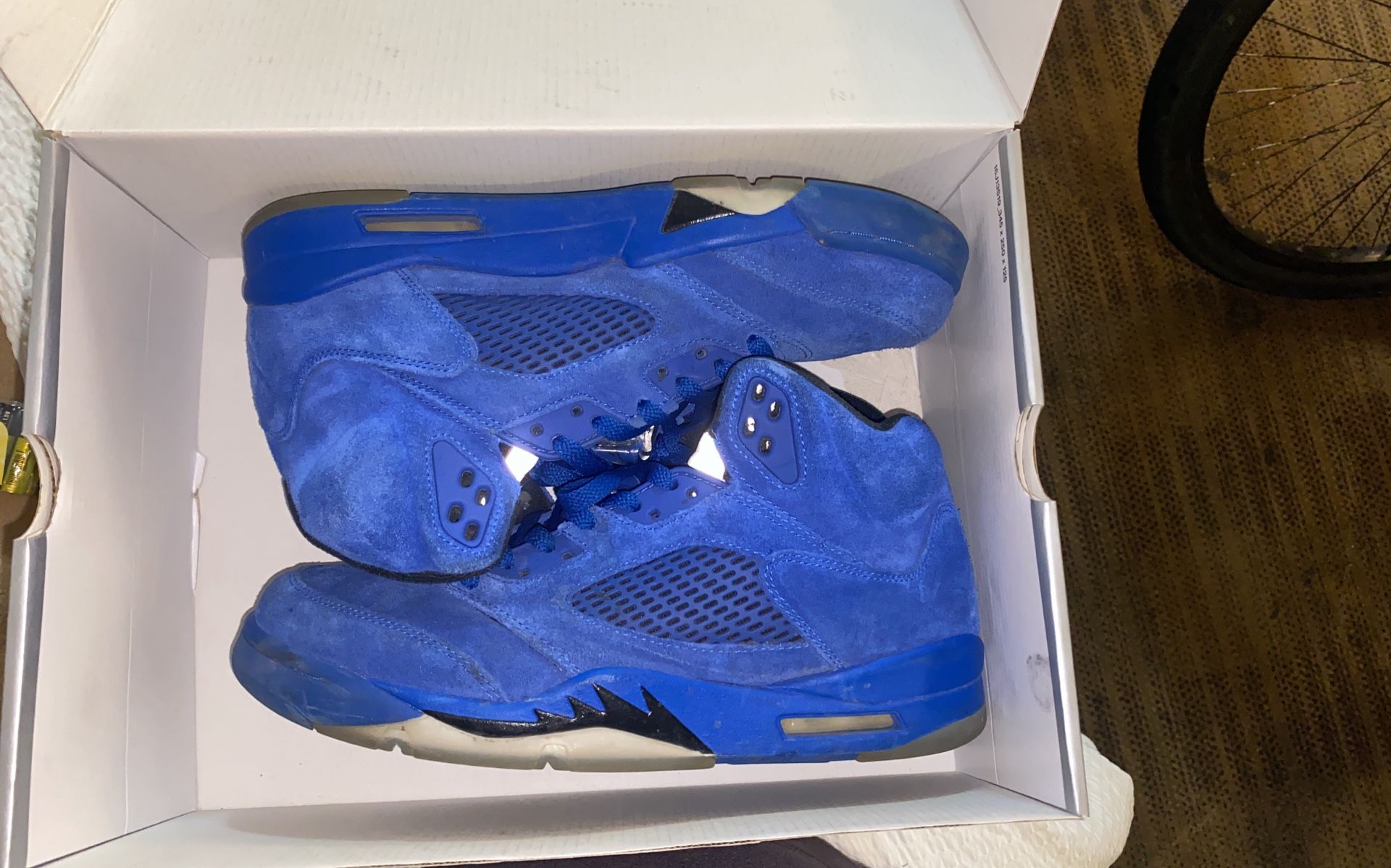 Air Jordan Retro 5 “Blue Suede” Size 10