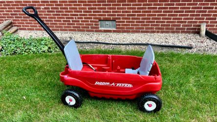 Radio Flyer wagon