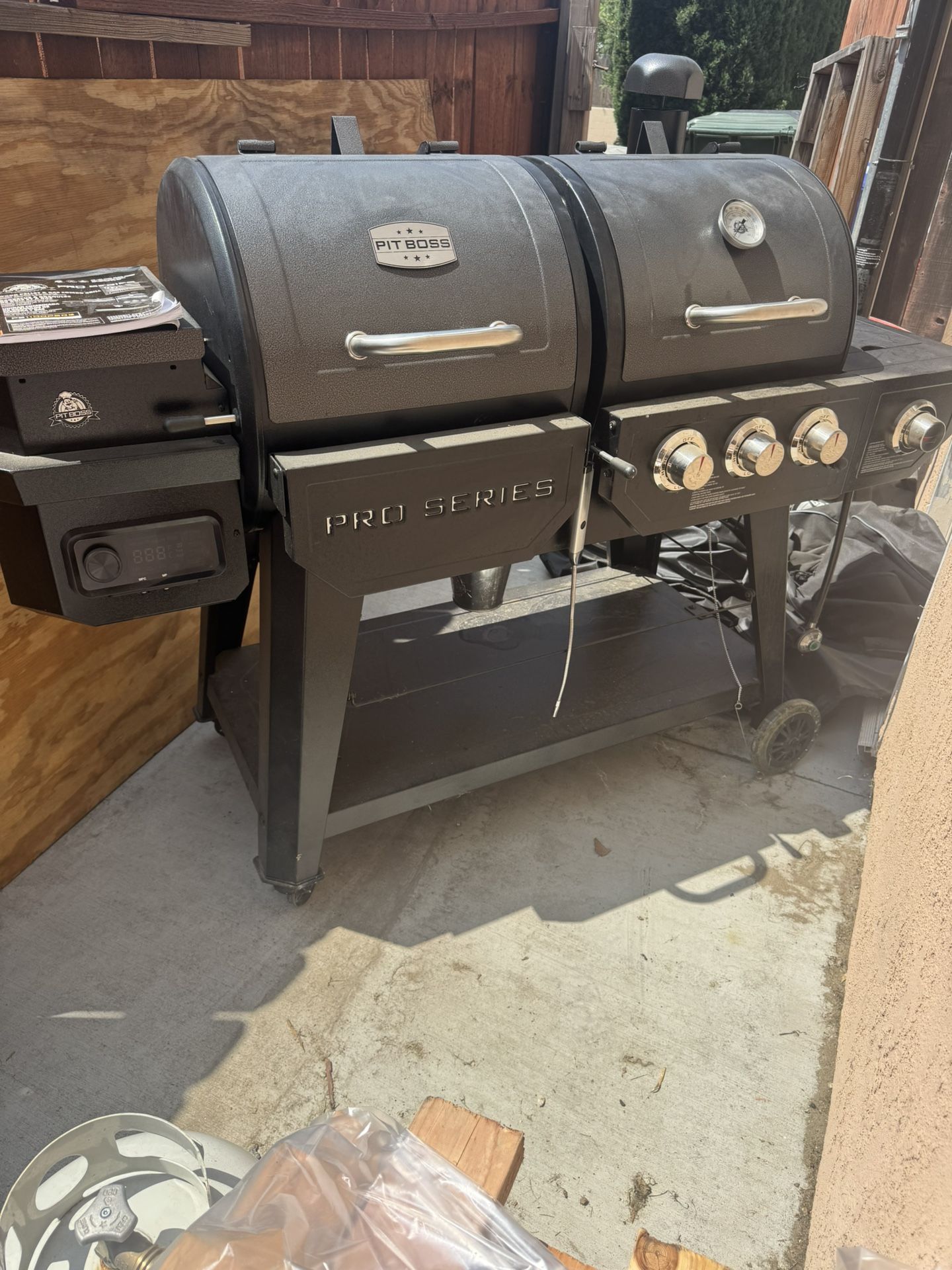 Pit Boss Pro Series