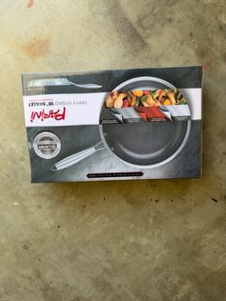 Triply hybrid 10” skillet with nonstick coating