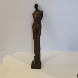 
Vintage modern art modernistic female women bronze sculpture 20" tall. Weight 6lb 13oz plus shipping materials. Perfect shape, display 