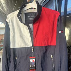 New Tommy Hilfiger Jacket Size Medium 