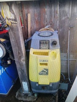 Mytee HP100 Grand Prix heated carpet/upholstery extractor.