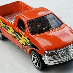 Hot Wheels 1997 Ford F-100 Pickup Truck Orange with Flames 1:64 Die Cast 1996
Hot Wheels Car
