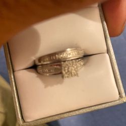 Women’s Ring Size 7 Real Diamonds 