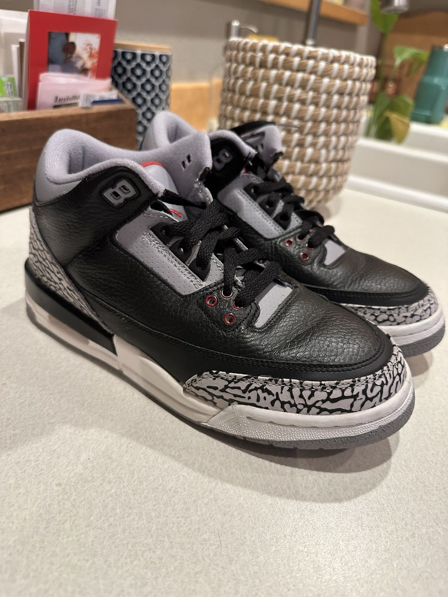 Jordan 3s