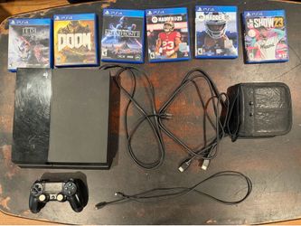 PS4 Bundle w/ 21 Games – Ready to Play – Great Condition