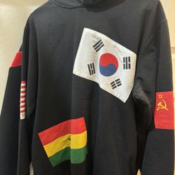 Supreme Flag Hoodie Worn - Size Large - 150$ 