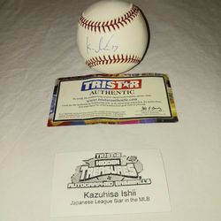 Autographed baseball by kazuhisa Ishii with c.o.a