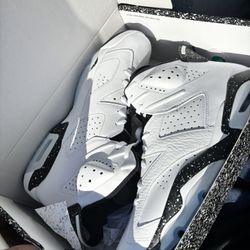 Jordan 6 Retro 