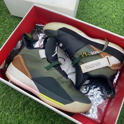 Jordan X Travis Scott 33 Size 8M