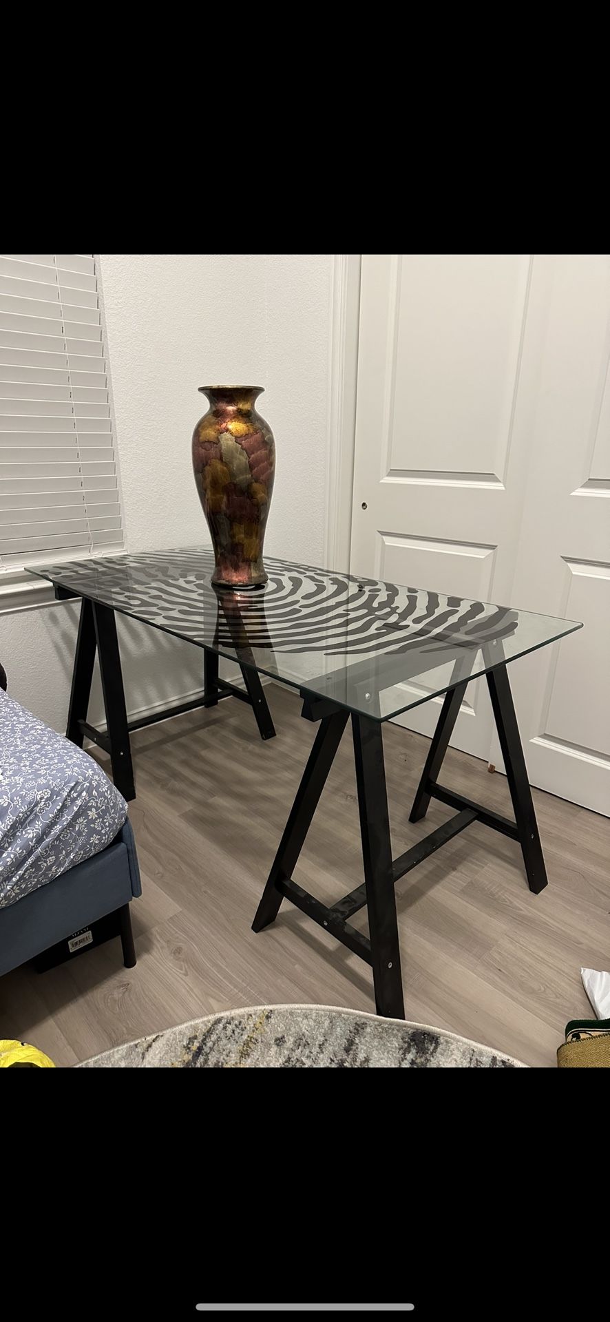 Glass Table (IKEA Fingerprint Design)