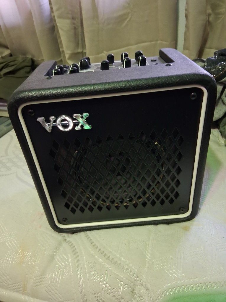 Voss Guitar Amplifier