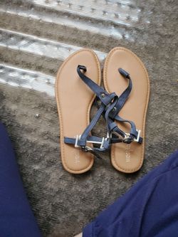 Women sandals size 5/6