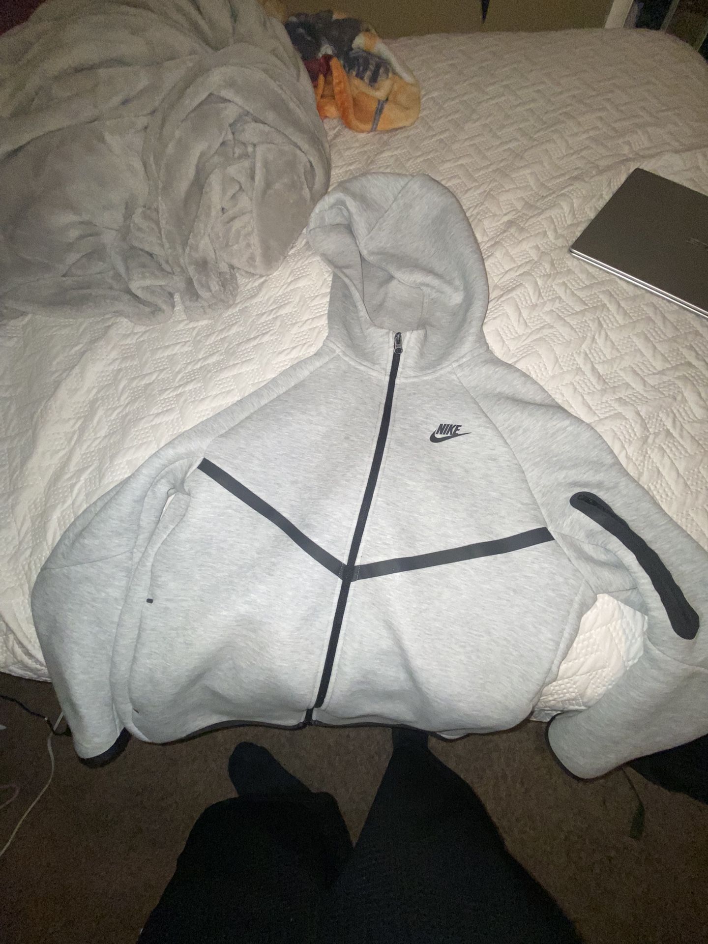 Grey Nike Tech Fleece