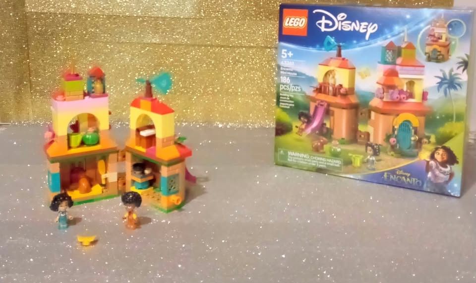 LEGO® Disney™ Encanto Mini House