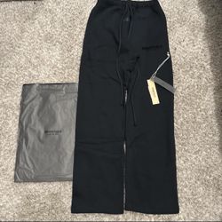 🔥 FEAR OF GOD ESSENTIALS BLACK RELAXED FIT JOGGERS – SIZE XL (WIDE LEG)