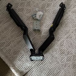 Dual Monitor Arm