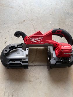 M18 Deep Cut Band Saw