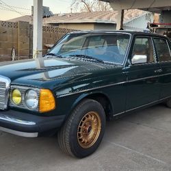 1979 Mercedes-Benz 300