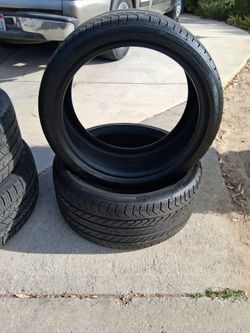 255/35R19