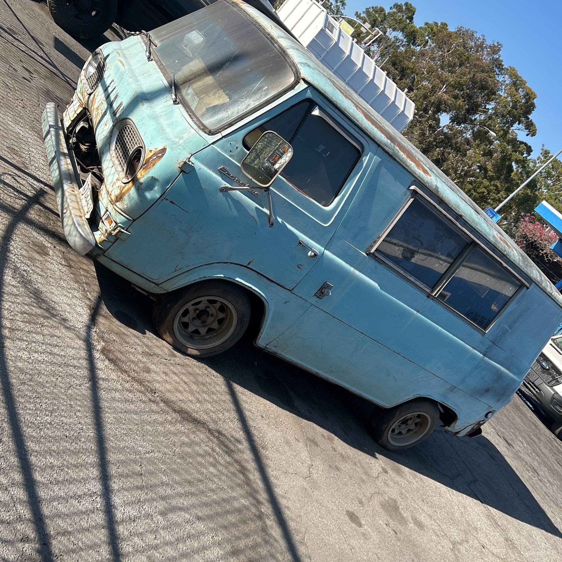 1962 FORD ECONOLINE
