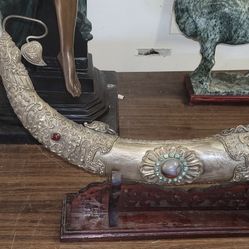 Antique Estate Scroll Left To See More Pictures Scroll Down To Description For Info And See 70 More Sculptures