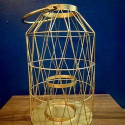 Gold Metal Wire Lantern/Candle Holder 