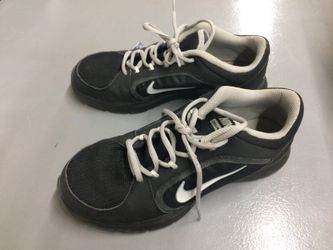 Nike wms 8.5 blk shoes