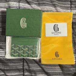 Cardholder 