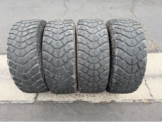 (4) 35x12.50R17 Yokohama Geolandar M/T Tires