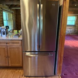 GE refrigerator 18.6 Cu Ft