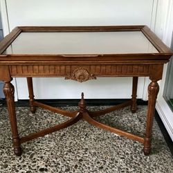 Vintage Table w/Removable Top
