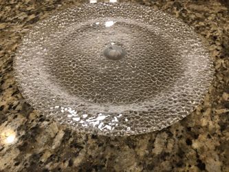 Glass cake stand